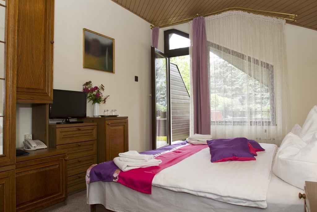 Hotel Molnar Budapest Ngoại thất bức ảnh