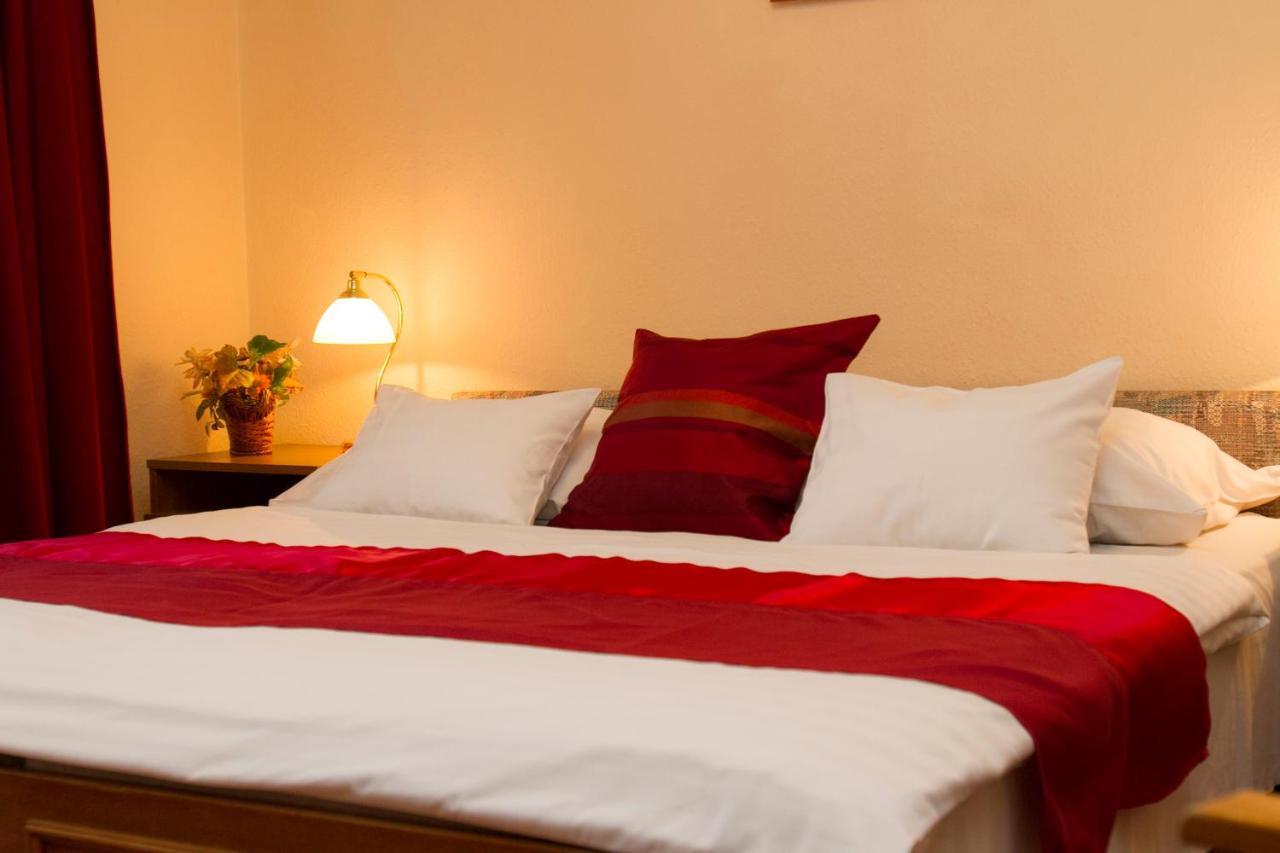 Hotel Molnar Budapest Ngoại thất bức ảnh